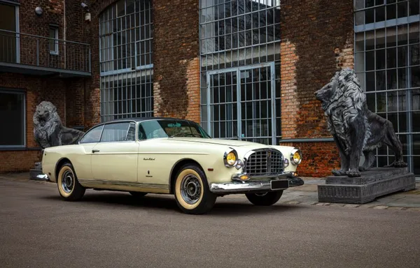 Sales team on scenic road